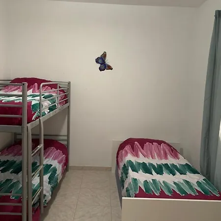 Séjour chez l'habitant Tres Privadas 4huespedes 4huespedes 2huespedes Piso A Compartir La Laguna (Tenerife)